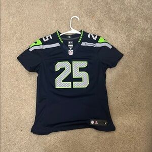Nike Men's Navy and Lime Green Jersey